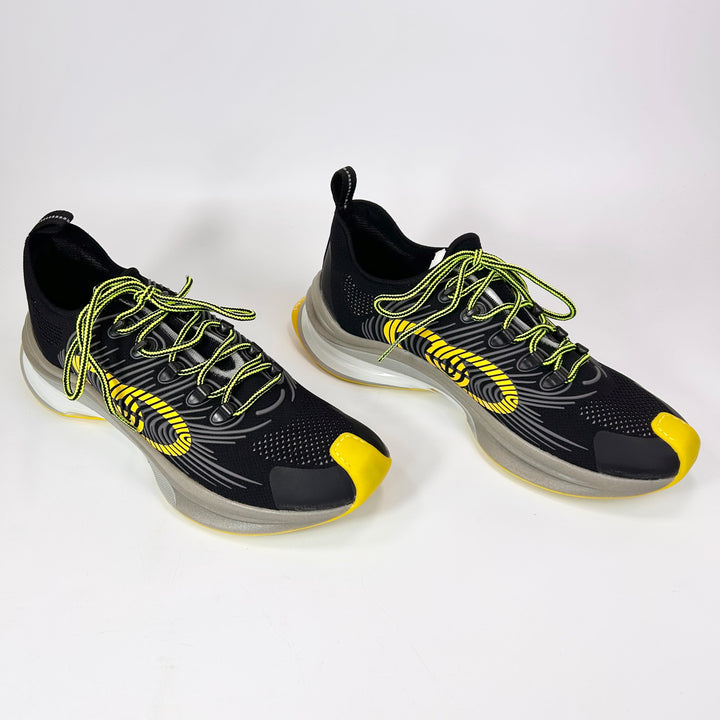 Gucci Technical Knit GG Run Sneaker - Women’s 6