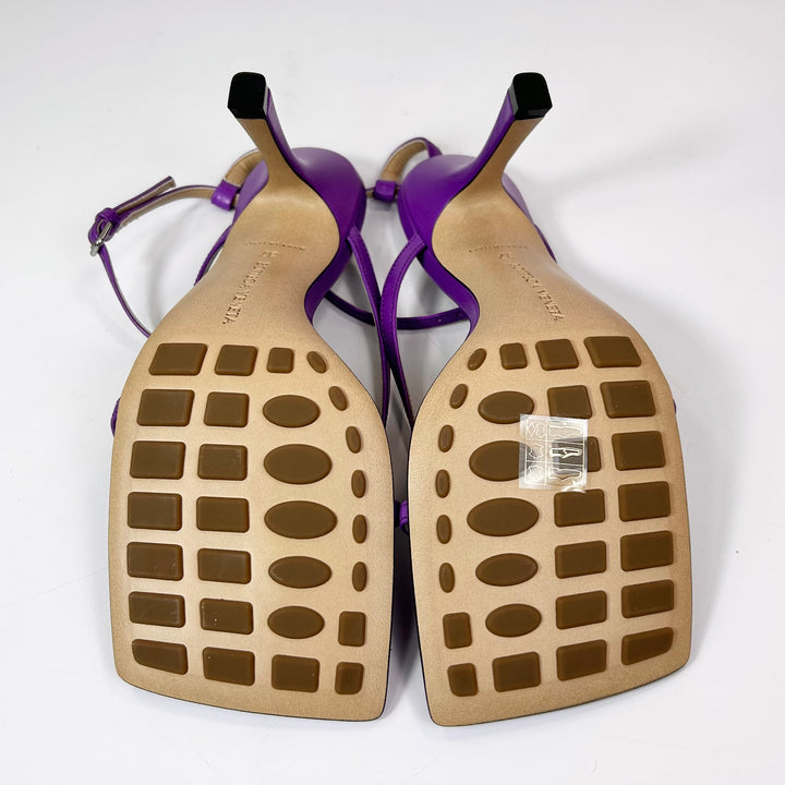 Bottega Veneta Square Toe Stretch Heel - Women’s 7