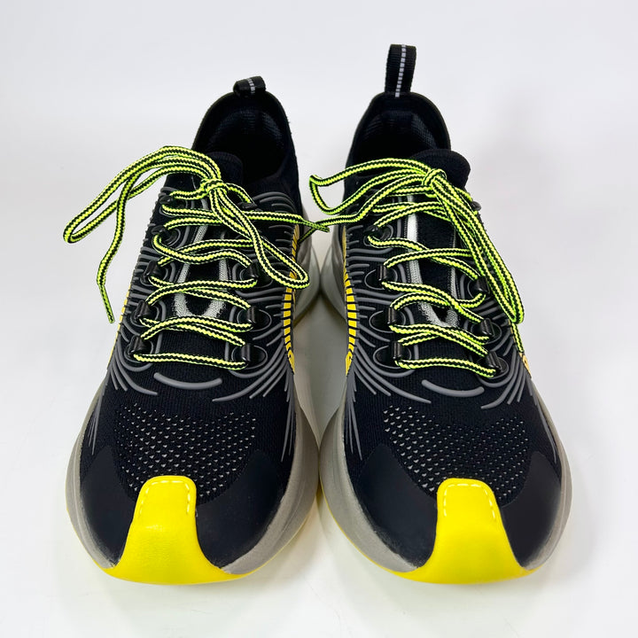 Gucci Technical Knit GG Run Sneaker - Women’s 6