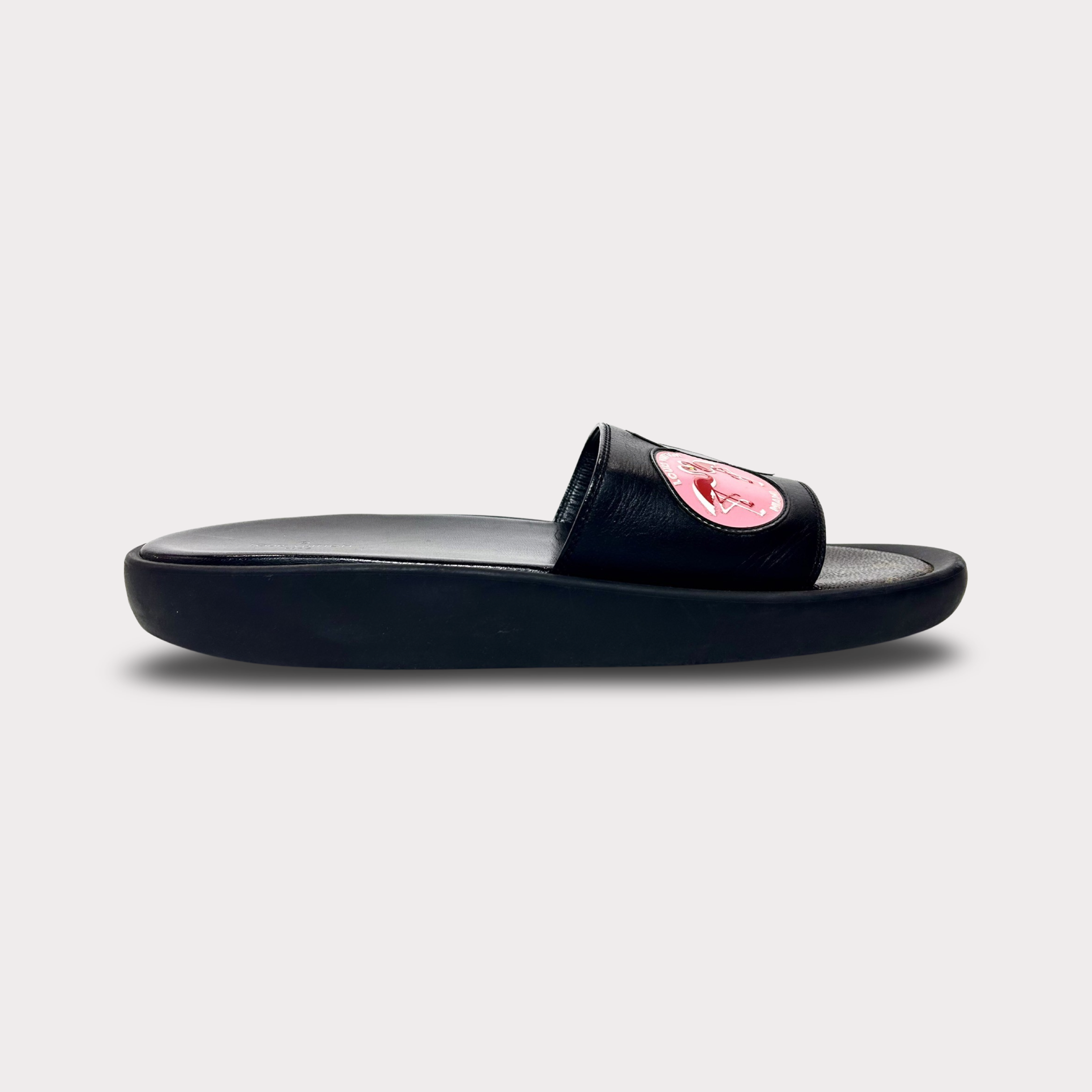 Louis vuitton 2025 flamingo slides