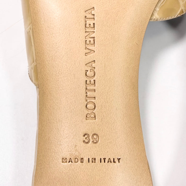 Bottega Veneta Punta Pointed Toe Mule - Women’s 9