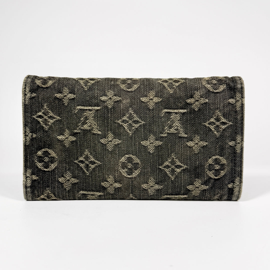 Louis Vuitton Monogram Denim Amelia Wallet