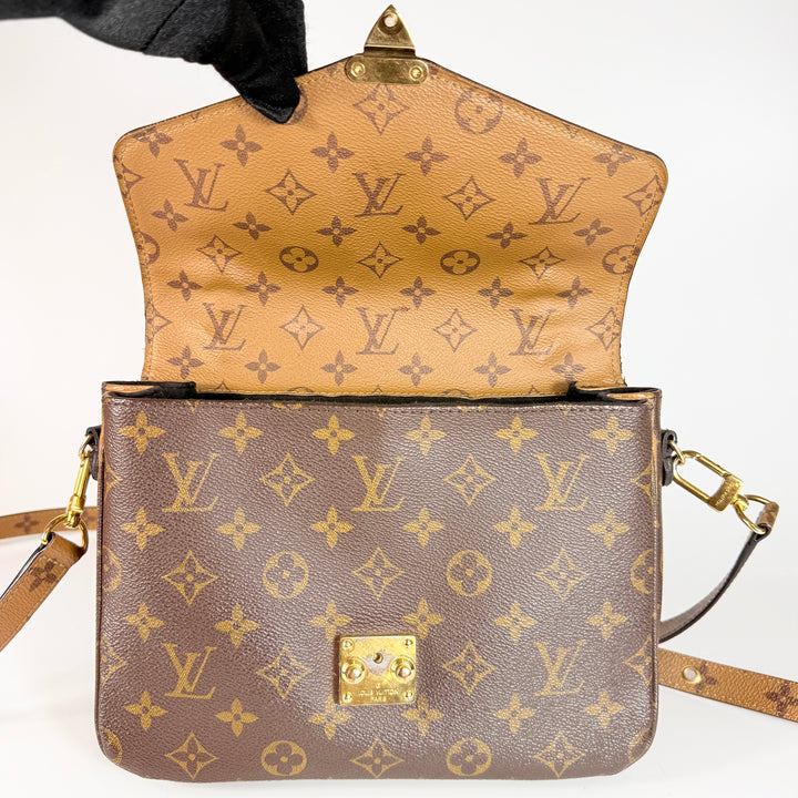 Louis Vuitton Reverse Monogram Pochette Metis