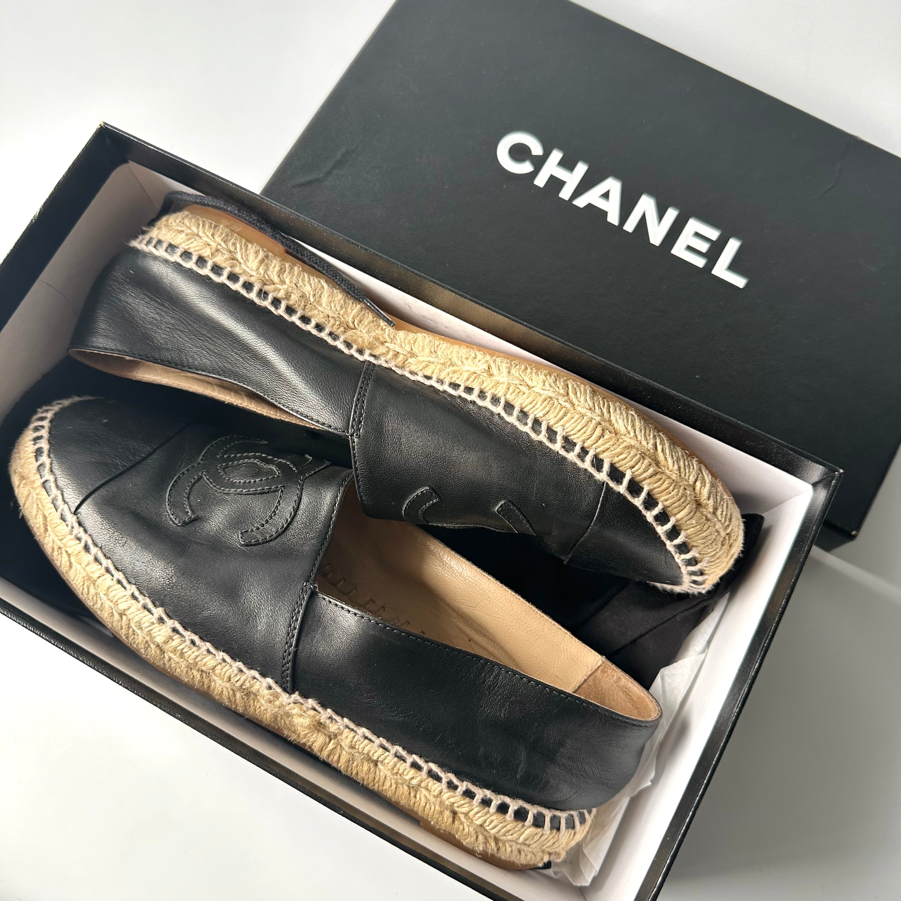 Chanel CC Espadrilles Beige Black Lambskin Size 38 – Coco Approved Studio