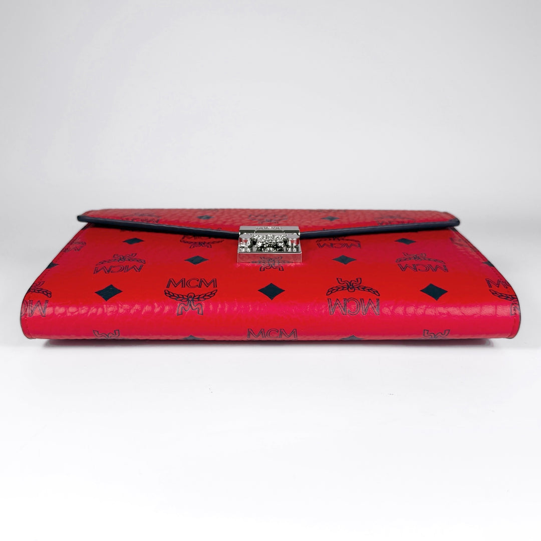 MCM Visetos Tracy Wallet On Chain