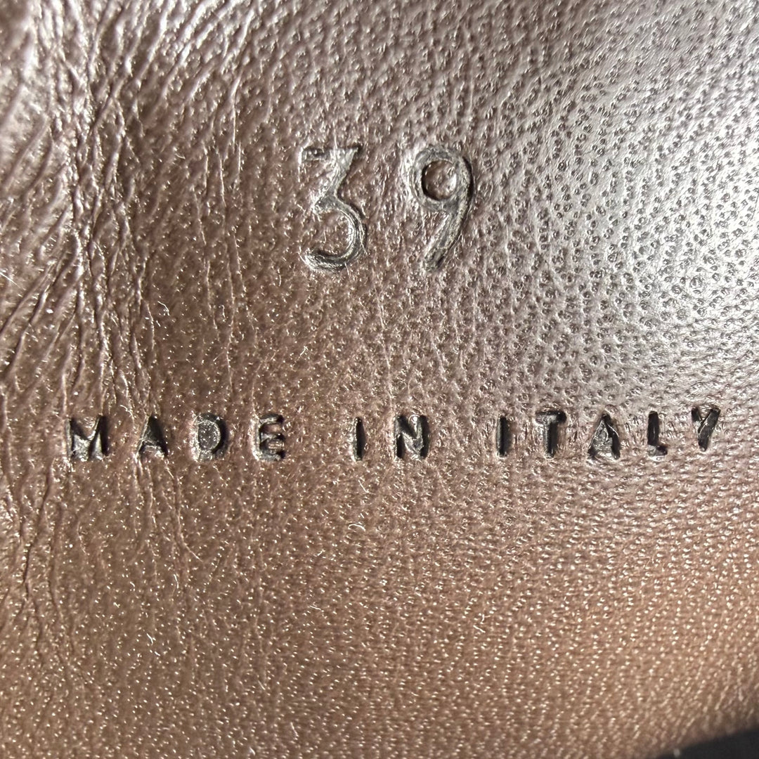 Bottega Veneta Tire Chelsea Boot - Women’s 9