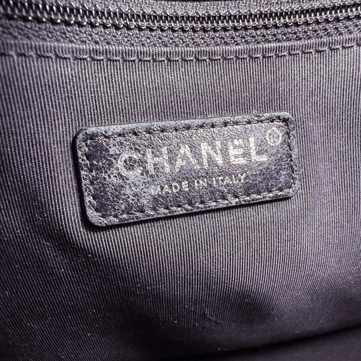 Chanel Chevron Aged Calfskin So Black Medium Gabrielle Bag