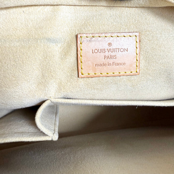 Louis Vuitton Monogram Hudson GM
