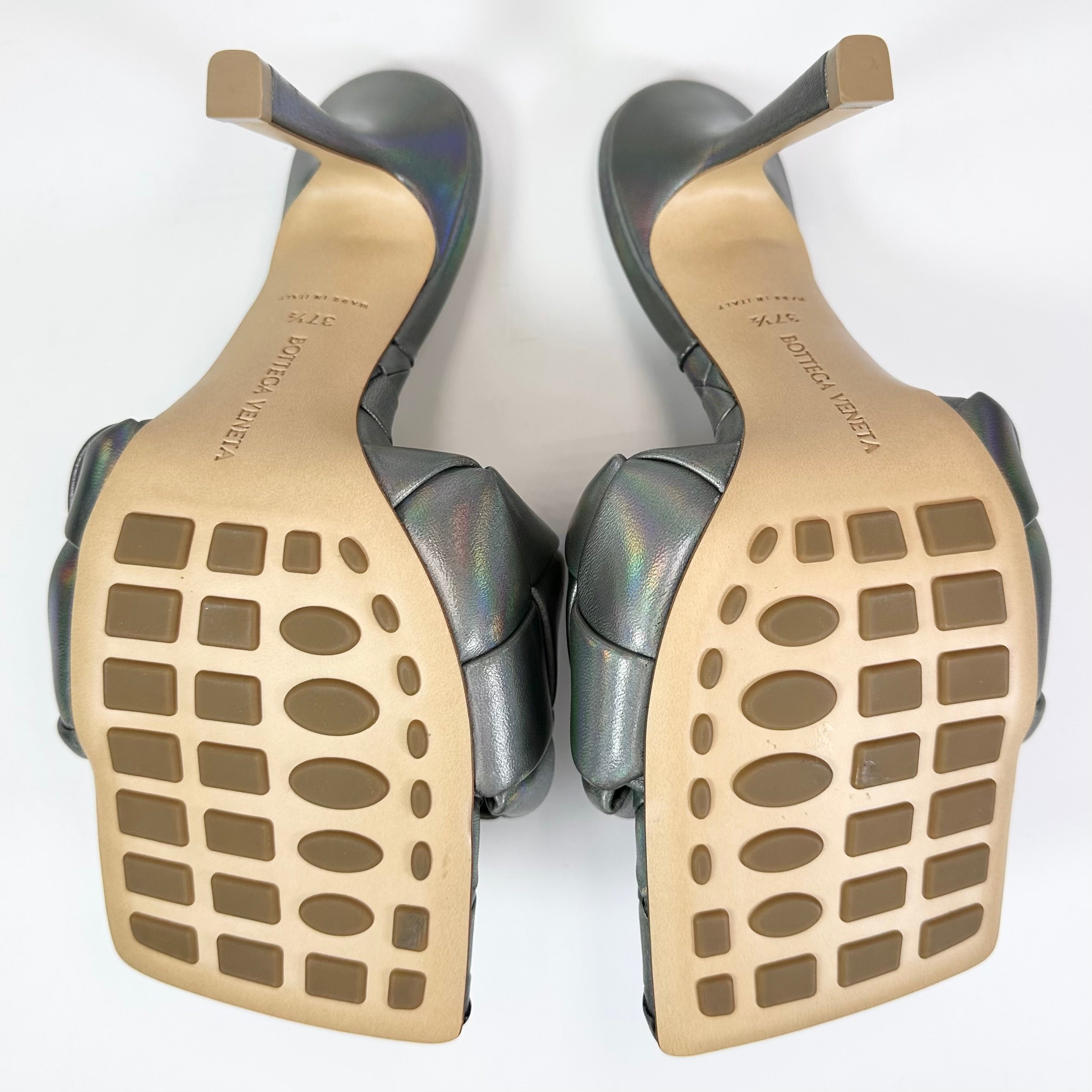 Bottega Veneta Iridescent Lido Mule Heel - Women's 7.5