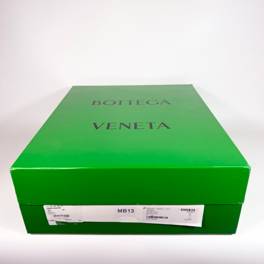Bottega Veneta Tire Chelsea Boot - Men’s 10.5