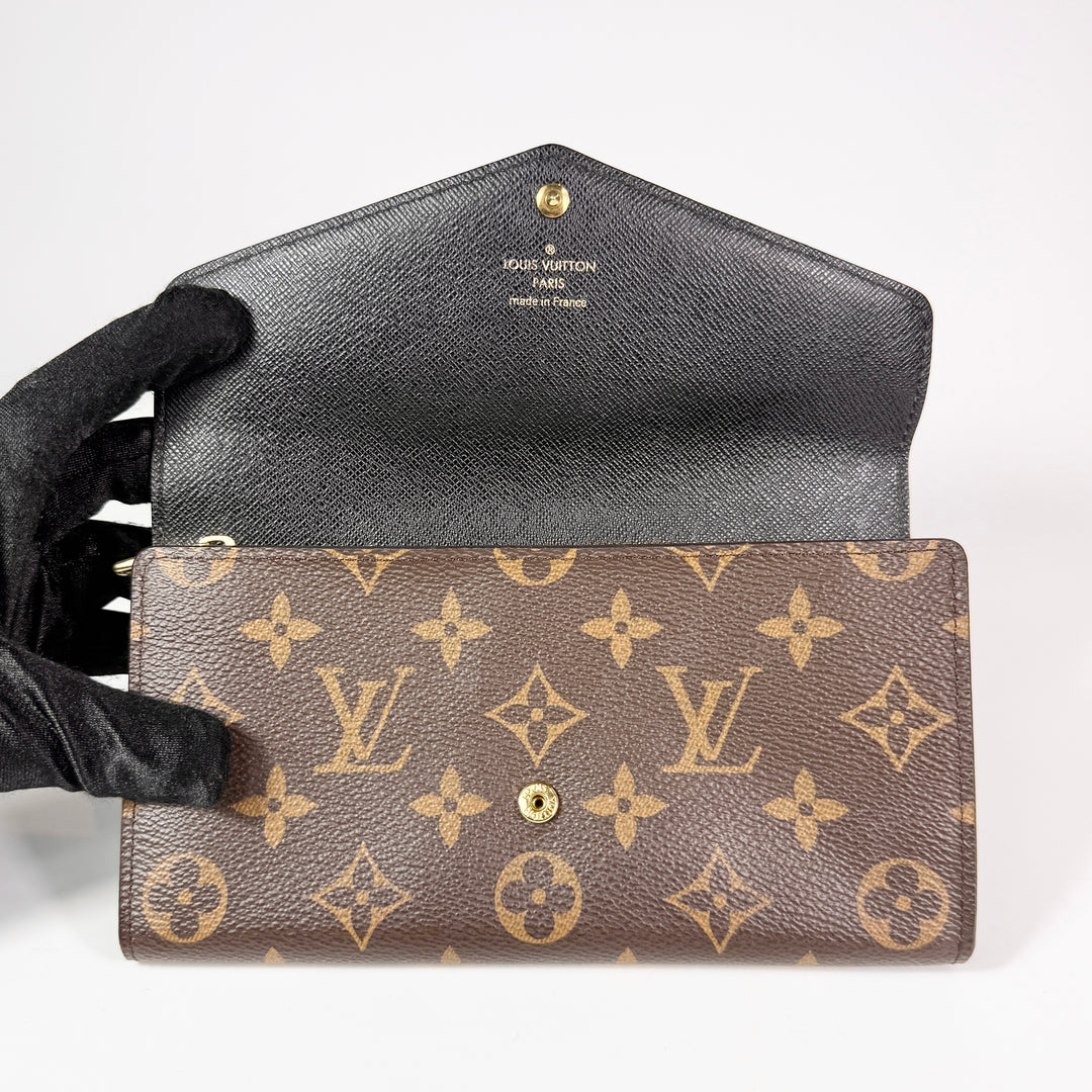 Louis Vuitton Giant Reverse Monogram Sarah Wallet