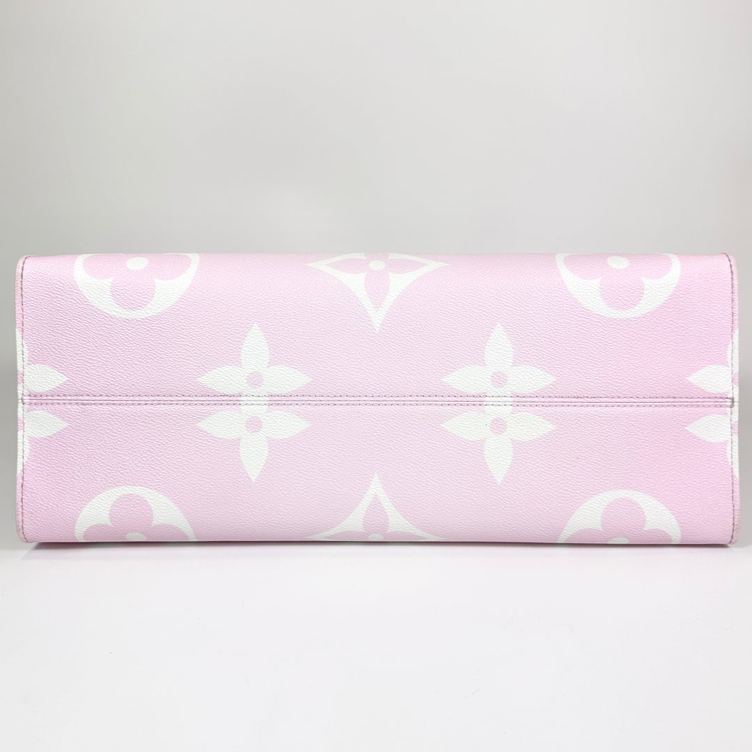 Louis Vuitton Monogram Escale On The Go GM Pastel