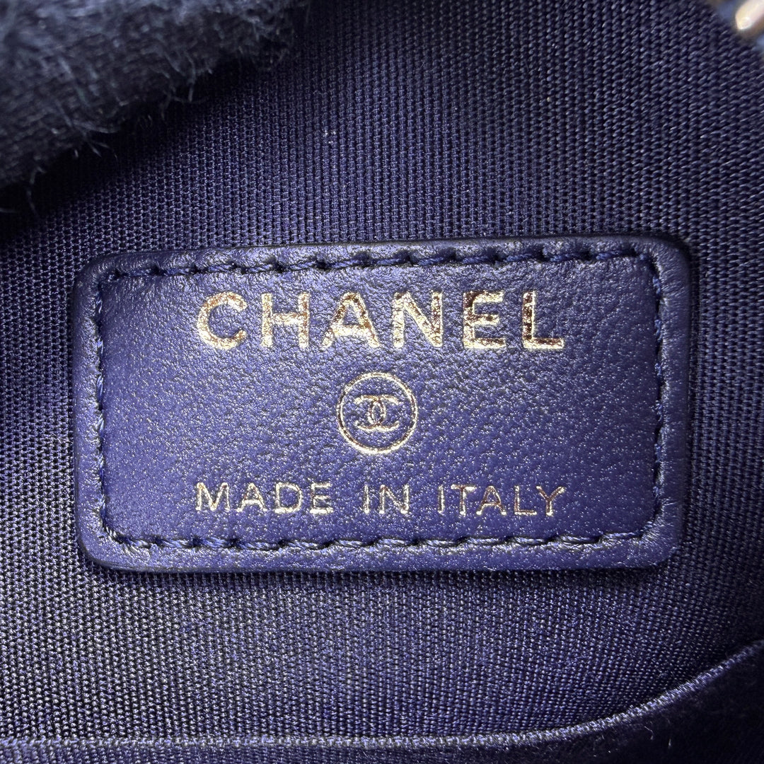 Chanel Round Tweed 19 Chain Shoulder Bag