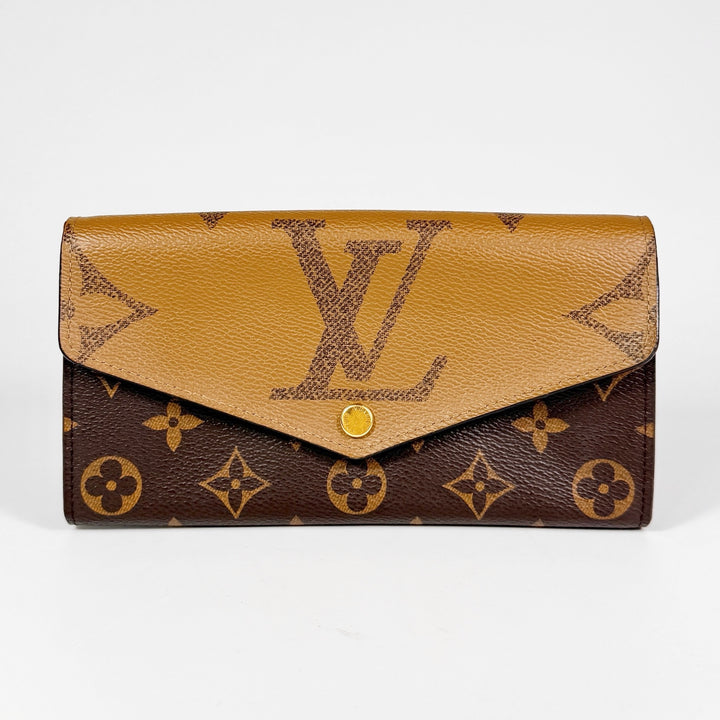 Louis Vuitton Giant Reverse Monogram Sarah Wallet