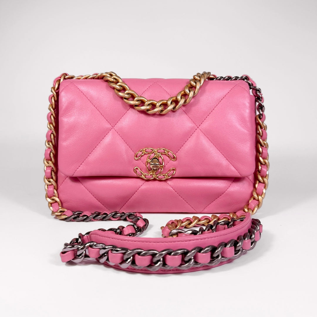 Chanel Quilted Lambskin Medium 19 Flap Bag