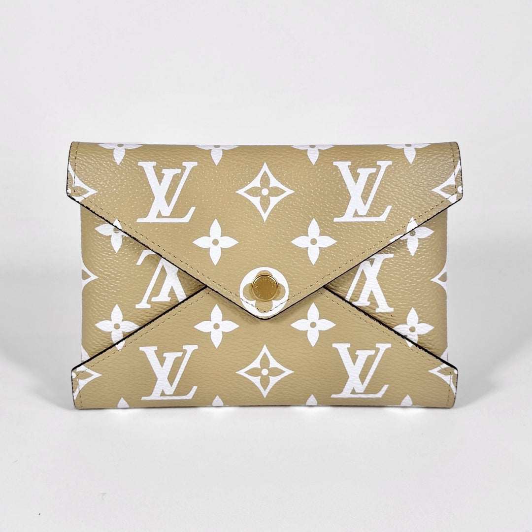Louis Vuitton Monogram Medium Kirigami Pochette