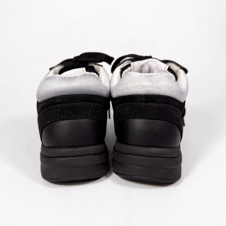 Chanel 22C Logo CC Sneaker - Women’s 5