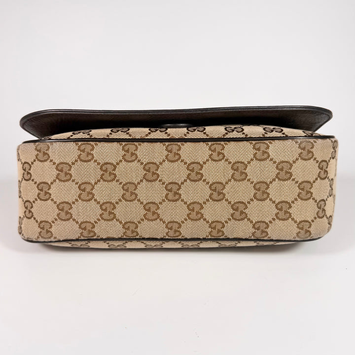 Gucci GG Supreme Canvas Flap Messenger Bag