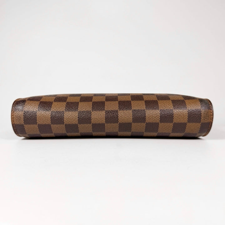 Louis Vuitton Damier Ebene Saint Louis Clutch