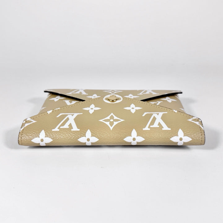 Louis Vuitton Monogram Medium Kirigami Pochette