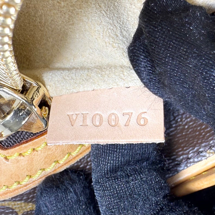 Louis Vuitton Monogram Hudson GM