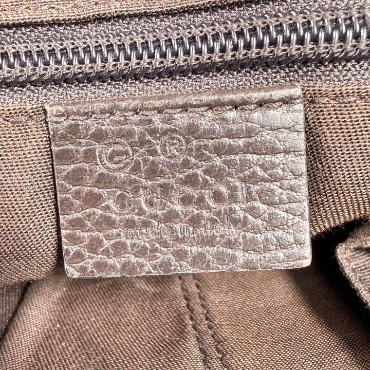 Gucci GG Supreme Canvas Flap Messenger Bag