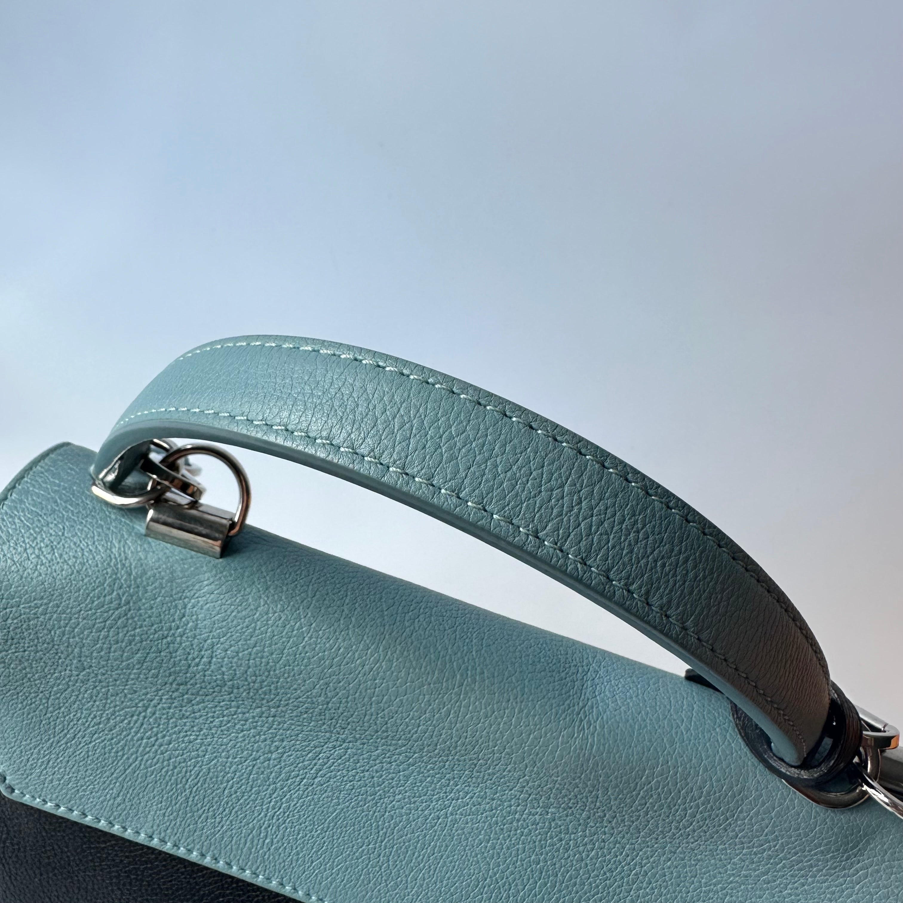 Louis Vuitton Lockme II Handbag Leather Blue