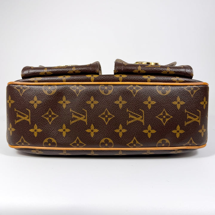 Louis Vuitton Monogram Hudson GM