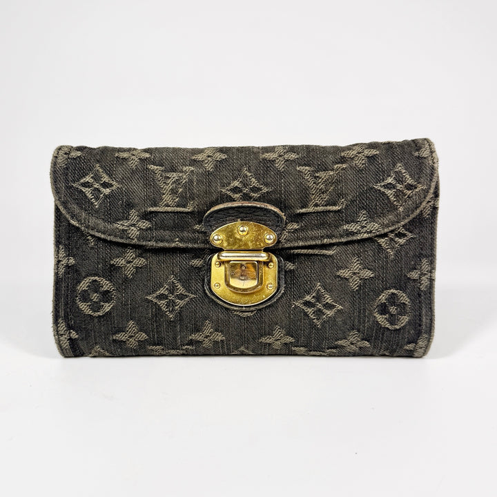 Louis Vuitton Monogram Denim Amelia Wallet