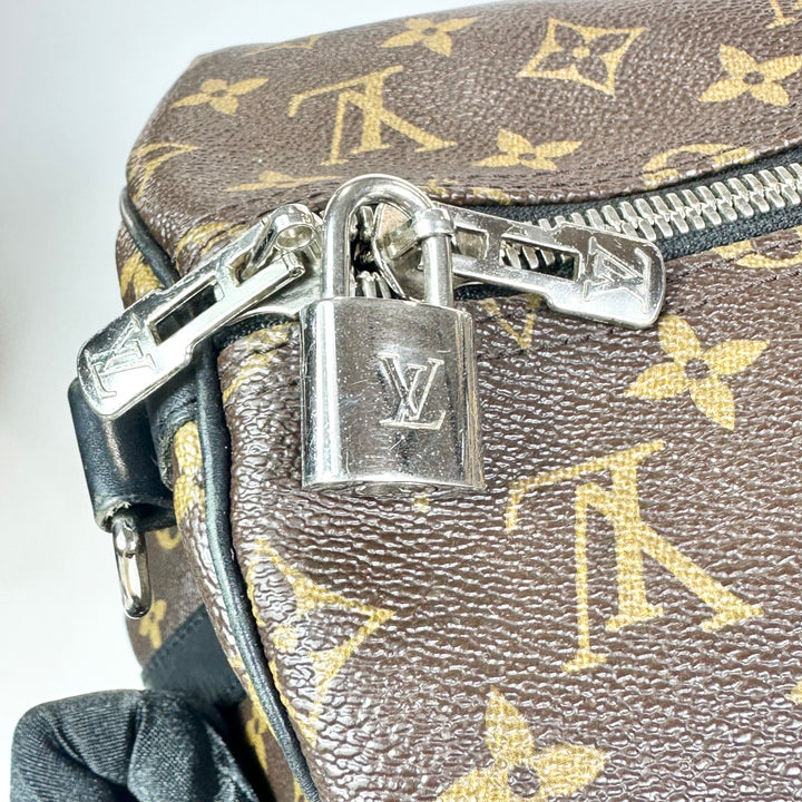 Louis Vuitton Monogram Keepall 55