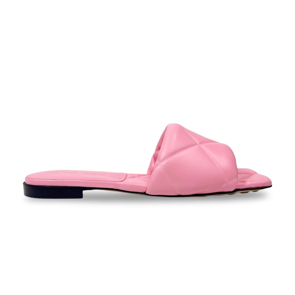 Bottega Veneta Lido Flat Sandal - Women's 5 – lizsonnenbags
