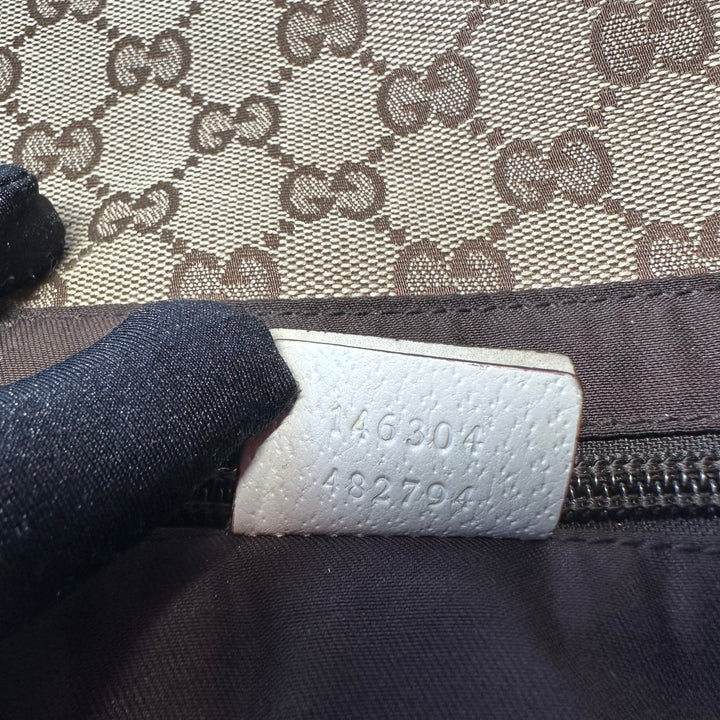 Gucci Canvas GG Supreme White Belt Bag